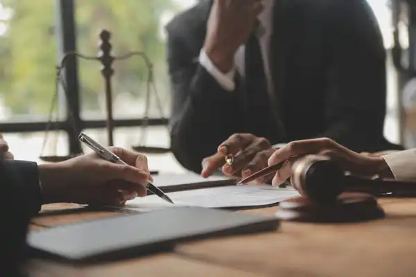 Présentation Tine Avocat