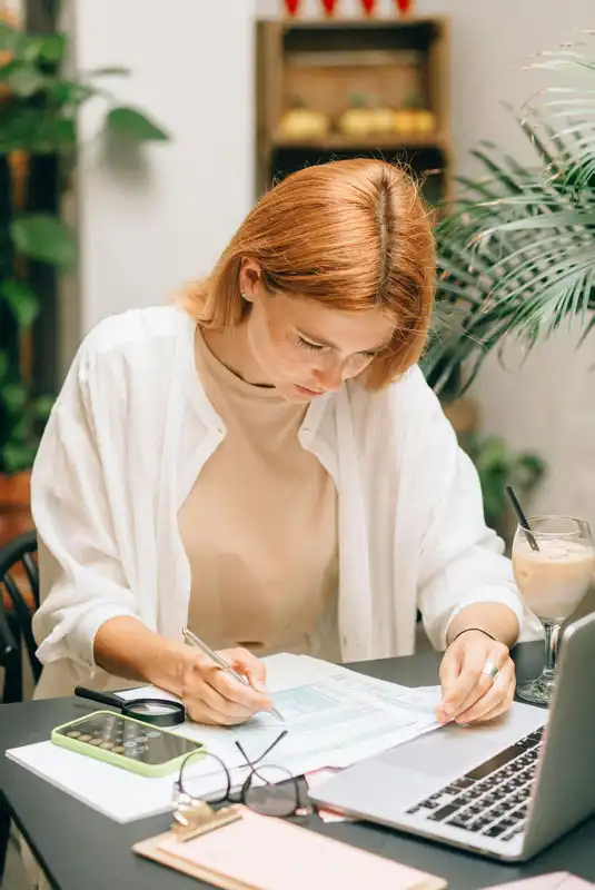 Acteur de l'immobilier ou du bâtiment ? Passez à la facture électronique avec une plateforme dédiée à votre activité